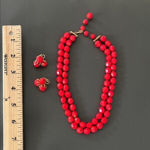 Vintage/Elegant Red Beaded Necklace and ClipOn Earrings Set